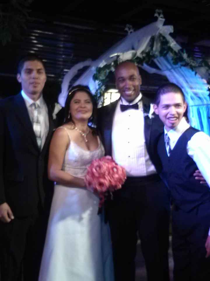 a wedding without PIF's and generous people ***non*** professional pics..