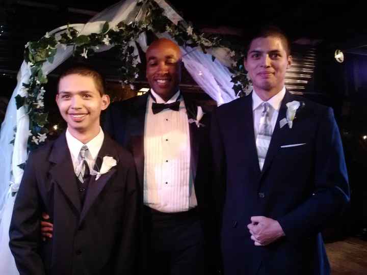 a wedding without PIF's and generous people ***non*** professional pics..