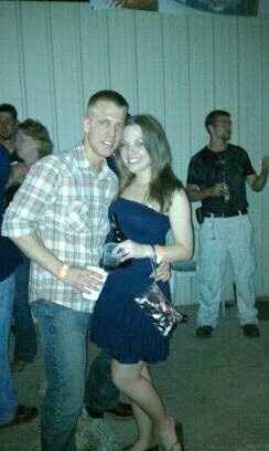 *Spin off* Fit Brides TBT post. Do any of you have your first picture with FH?!