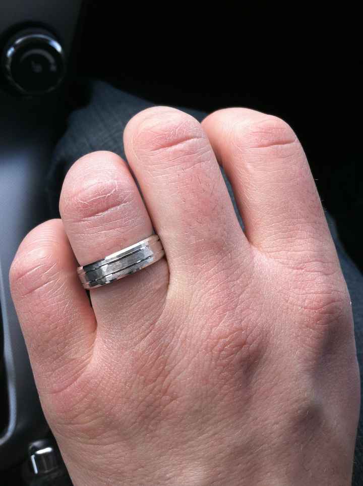 Show me yor wedding bands!!!