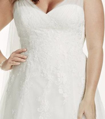 I got my dress! I got my dress!