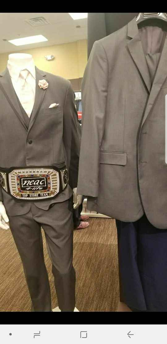 Groom vs. Groomsmen help! - 1