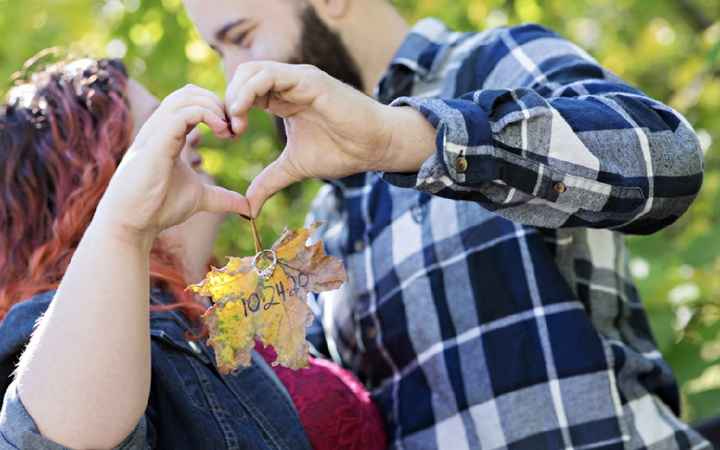 Show me your engagement photos! - 1