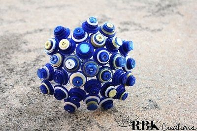 Got more pics of my centerpieces/bouquets/bouts/corsages :) :)