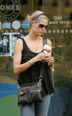 How should I carry my belongings on the honeymoon?