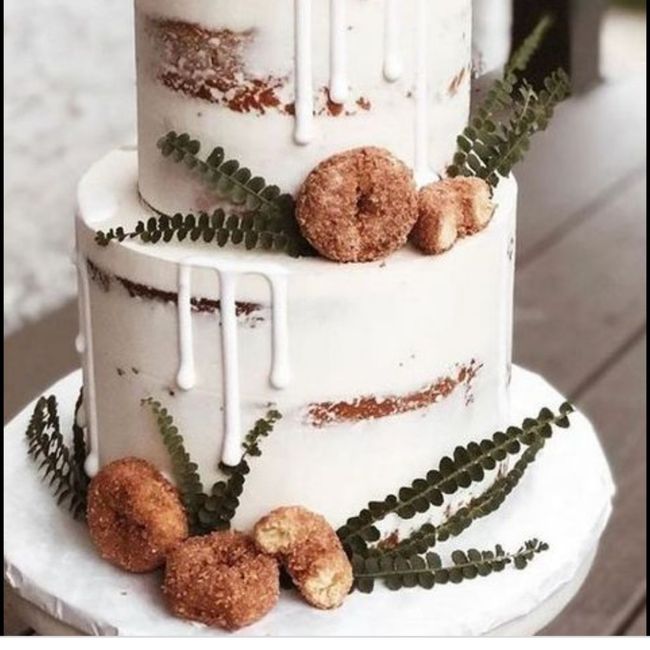 Wedding Cakes Without Flowers 14