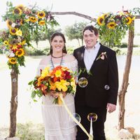 Happy things - Show me your micro wedding/elopement dresses! - 1