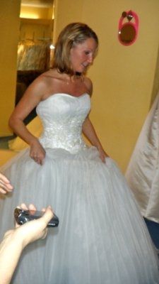 It's time for some dress porn....