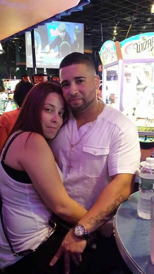 Share a photo... (pic)