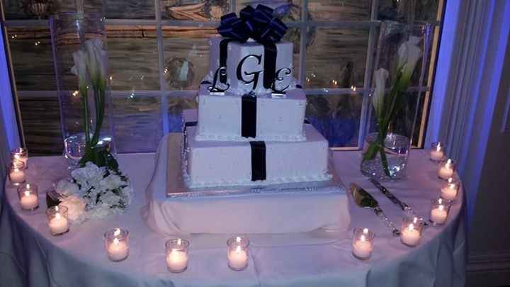 I AM MARRIED!!!!  COME SEE SOME PICS