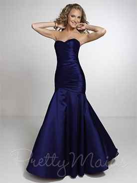 BMs Dresses - Pic Included