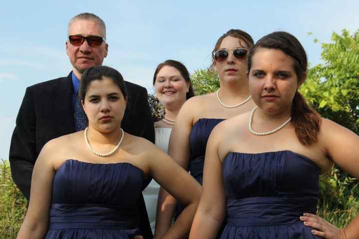 I didn't fall off the face of the earth, I swear! (pics from wedding day)