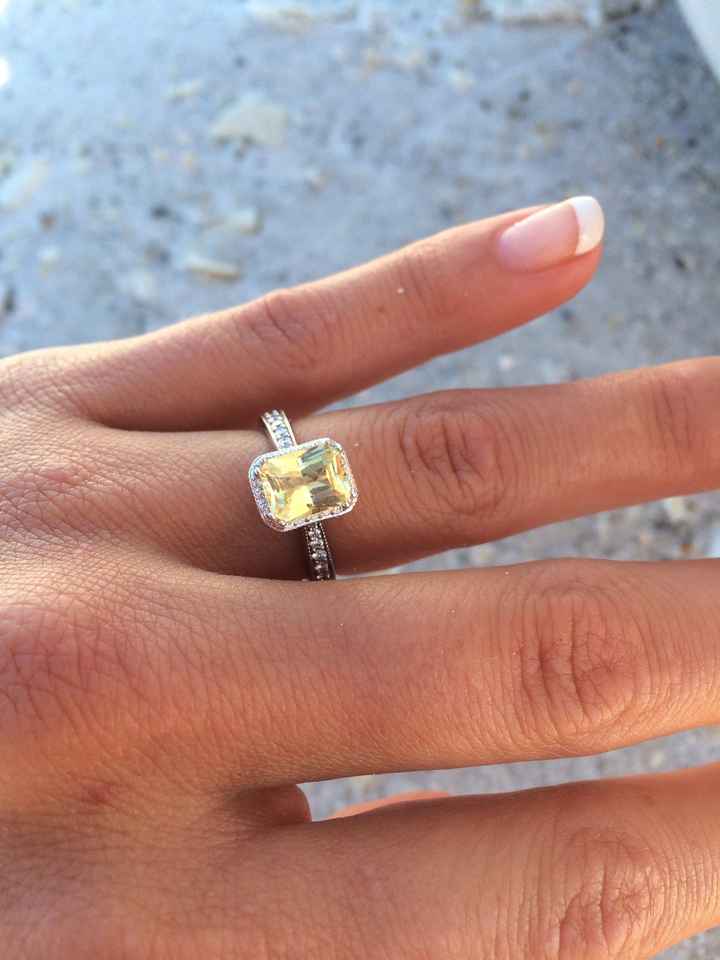 How many of you picked out your engagement ring??