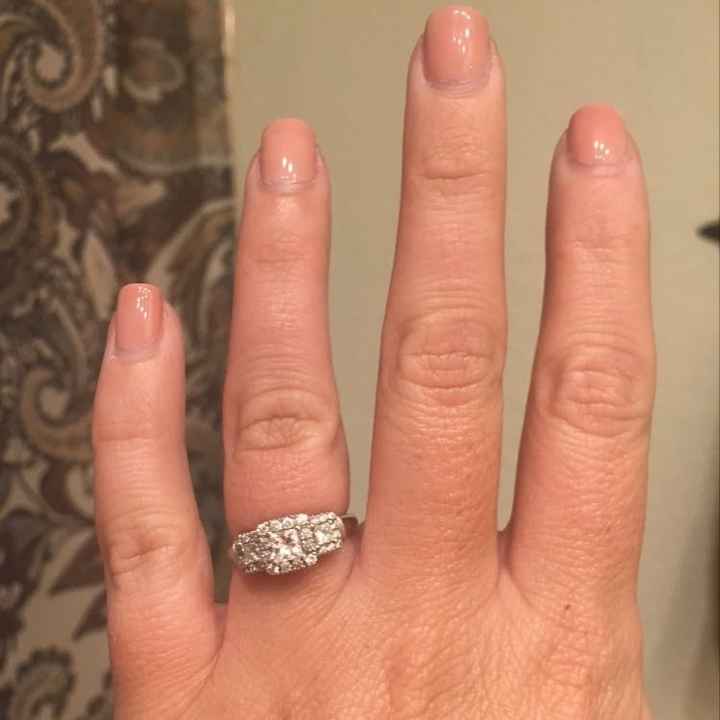 Let's see those beautiful rings lady's!