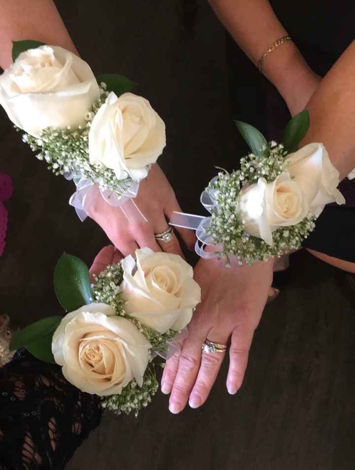 wrist corsages