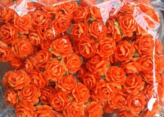 DIY Fake Flowers for Centerpieces & Not Hiring a Photographer...?