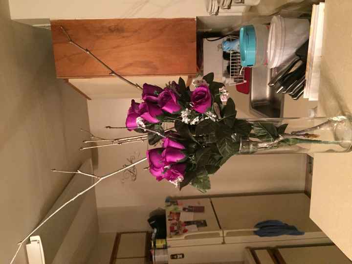 HELP ME with my centerpiece!!!!