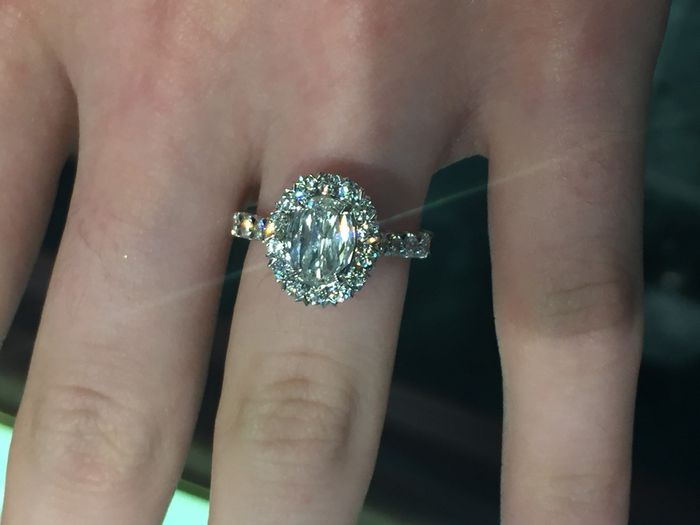 SHOW OFF YOUR RINGS LADIES!! I wanna see that bling!!!
