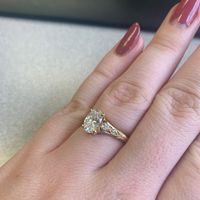 Brides of 2022! Show us your ring! - 1