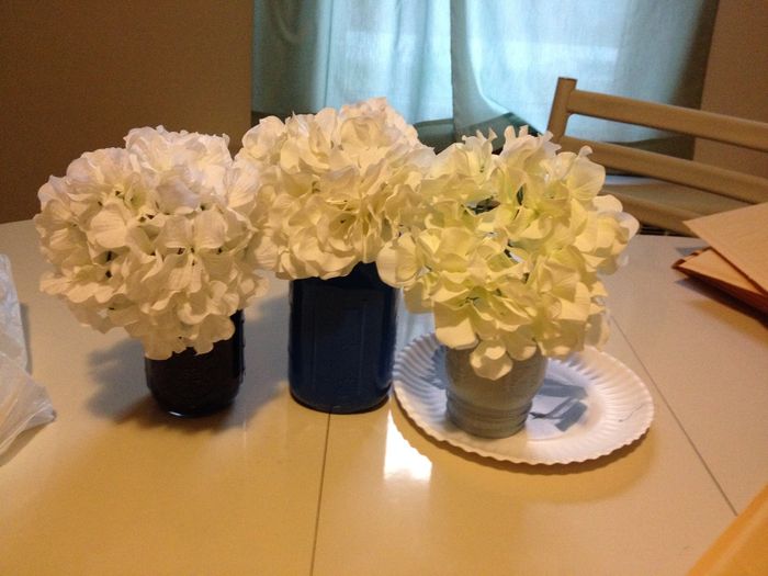 DIY Painted Mason Jars