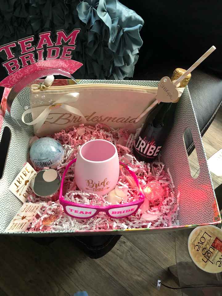 Bridesmaids proposal box - 1