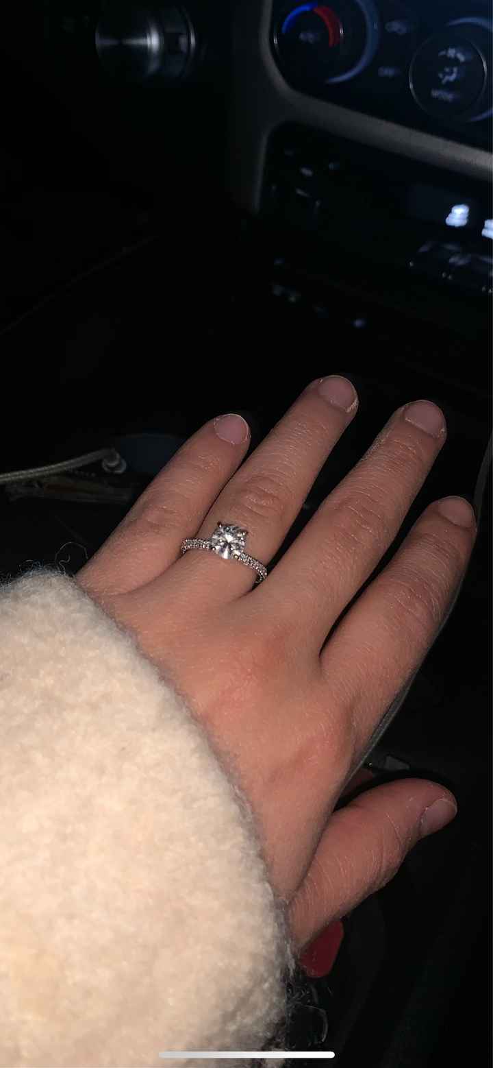 Show off your solitaire ring! 💎 - 1
