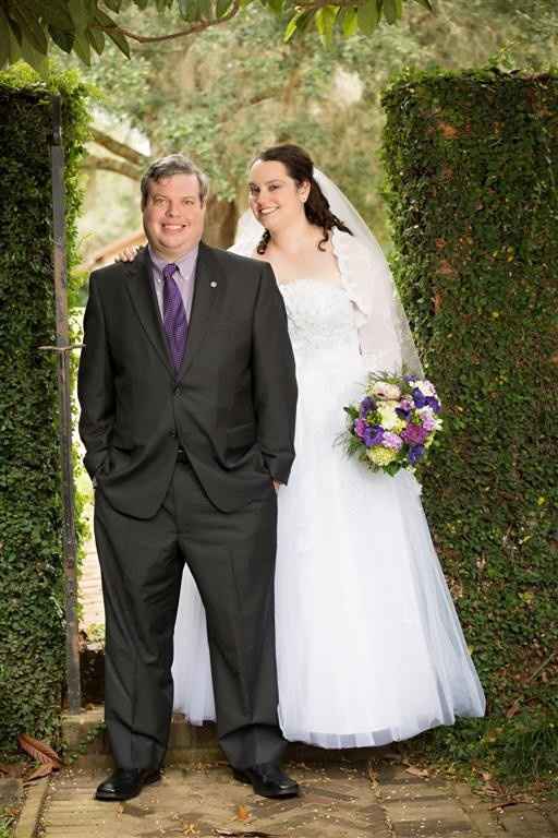 Can I get some venue / dress porn?