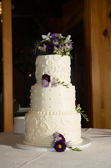 Wedding Cake (flavor, look etc.)