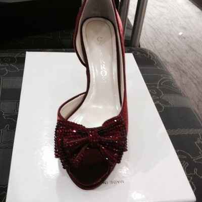 Shoegasm ( Explicit Warning: Shoe porn)