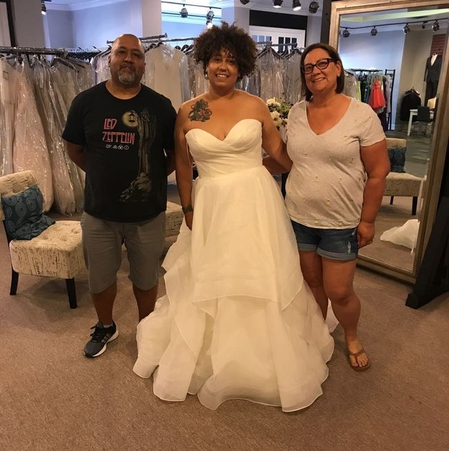 MY DRESS IS HERE!! ** Updated with pictures :)