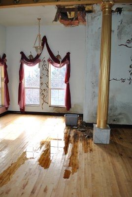 How sad! 14,000 sq ft mansion ruined (used to be a wedding venue) *PICS