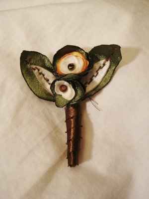 More Boutonnieres *pics