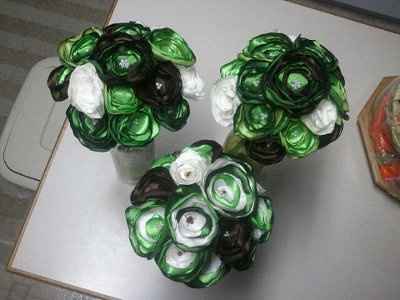 let see yours or bridemaids DIY Silk Flower Bouquets!