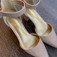 Looking for Dress Twins! Casablanca Bl219 - 1