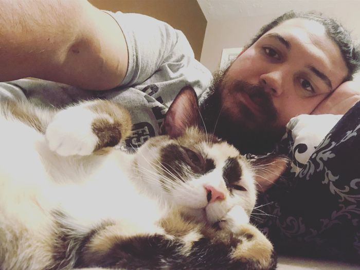 Show me your fiance and pet - 1