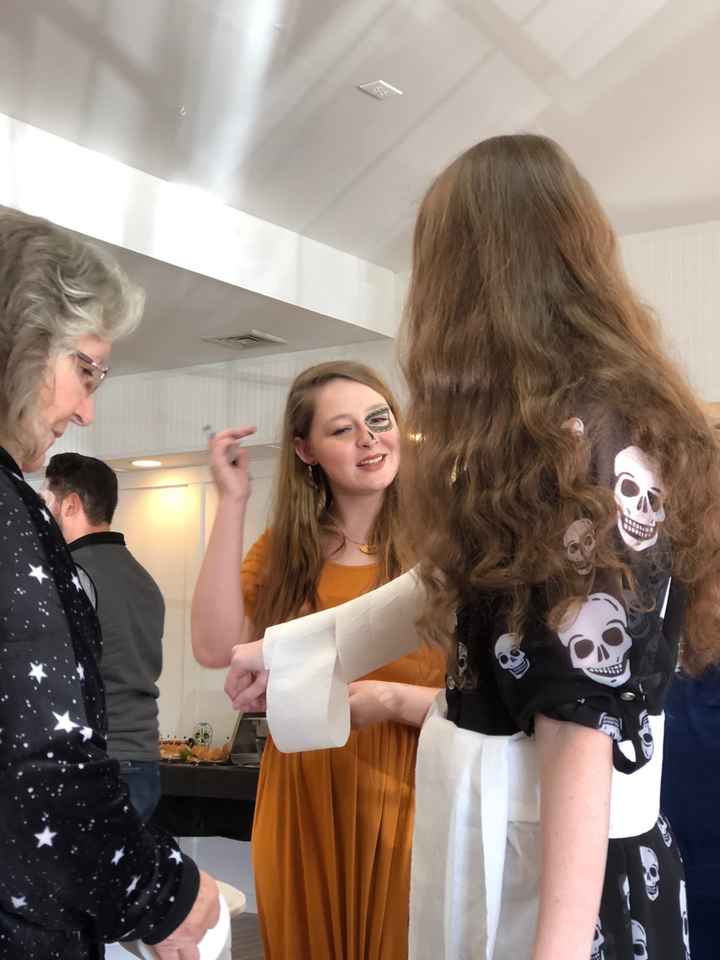 Bas! 💀🎃❤️ Wedding Shower Edition! - 4