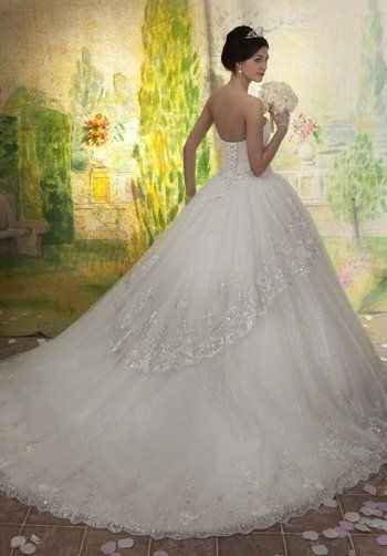 Bustle Question (about my dream dress)