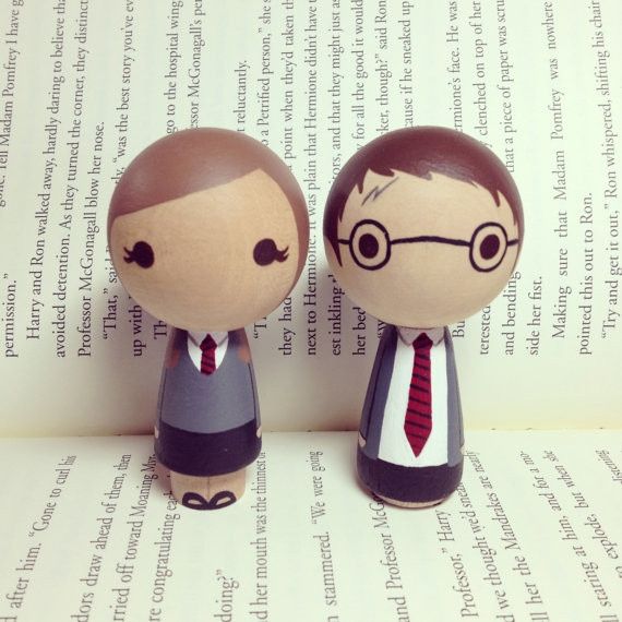 Opinions on cake topper ideas? Help me out?