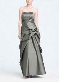 Bridesmaid Dresses... Show me yours.