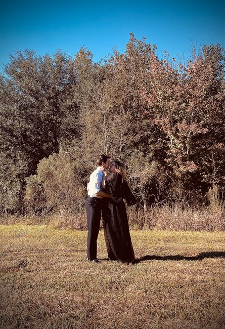 Favorite engagement pictures! 5