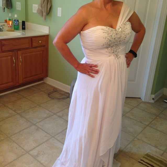 Let's see everyone's dresses