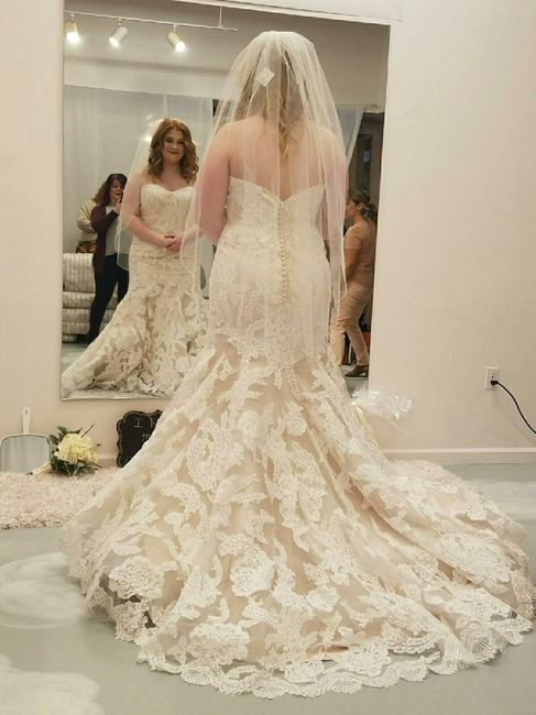Show me your dresses!!