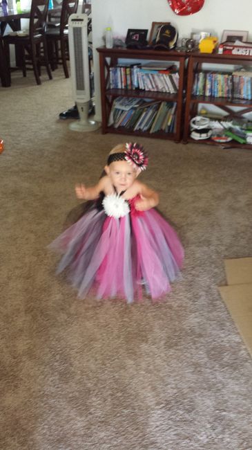 My kids outfits and diy cardbox done! pics included