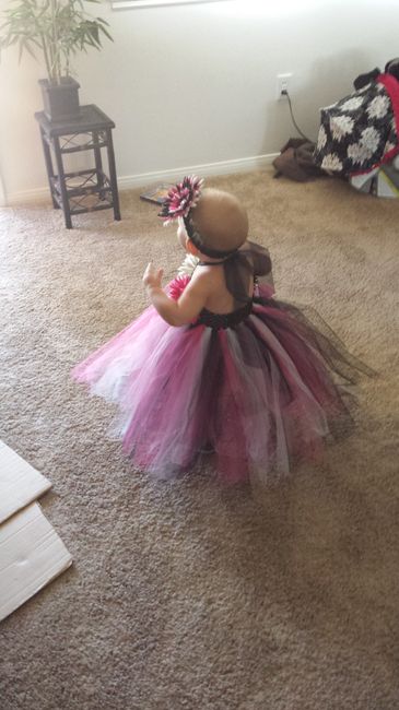 My kids outfits and diy cardbox done! pics included