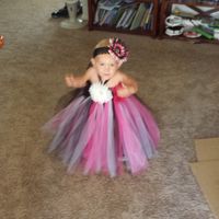 My kids outfits and diy cardbox done! pics included