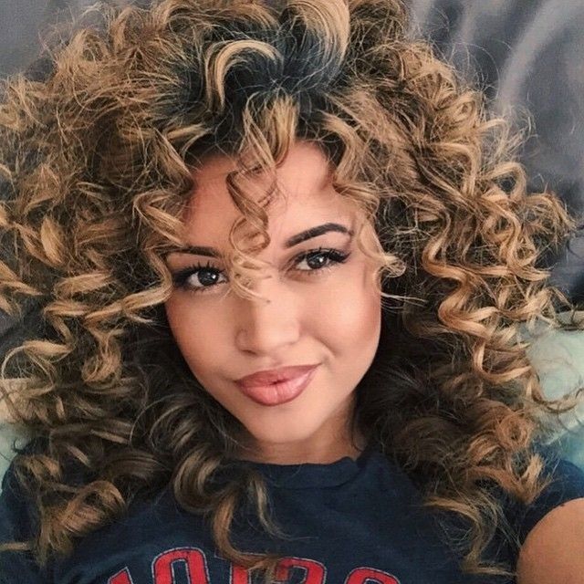 Calling all curly haired brides