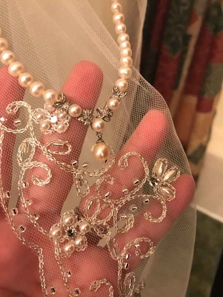 Share your bridal necklace & earrings - 1