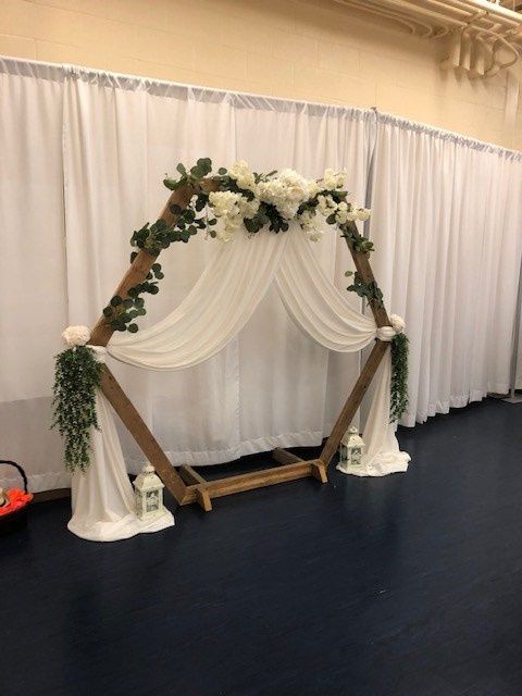 The set up before the wedding 16