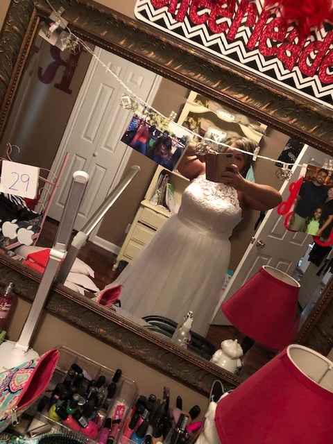 Excuse my daughters room...and I had no shape wear on. Lol