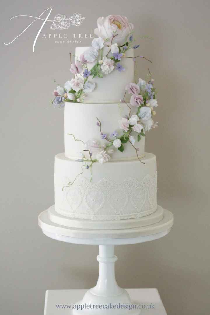 Help us choose a wedding cake design! 🎂 - 2